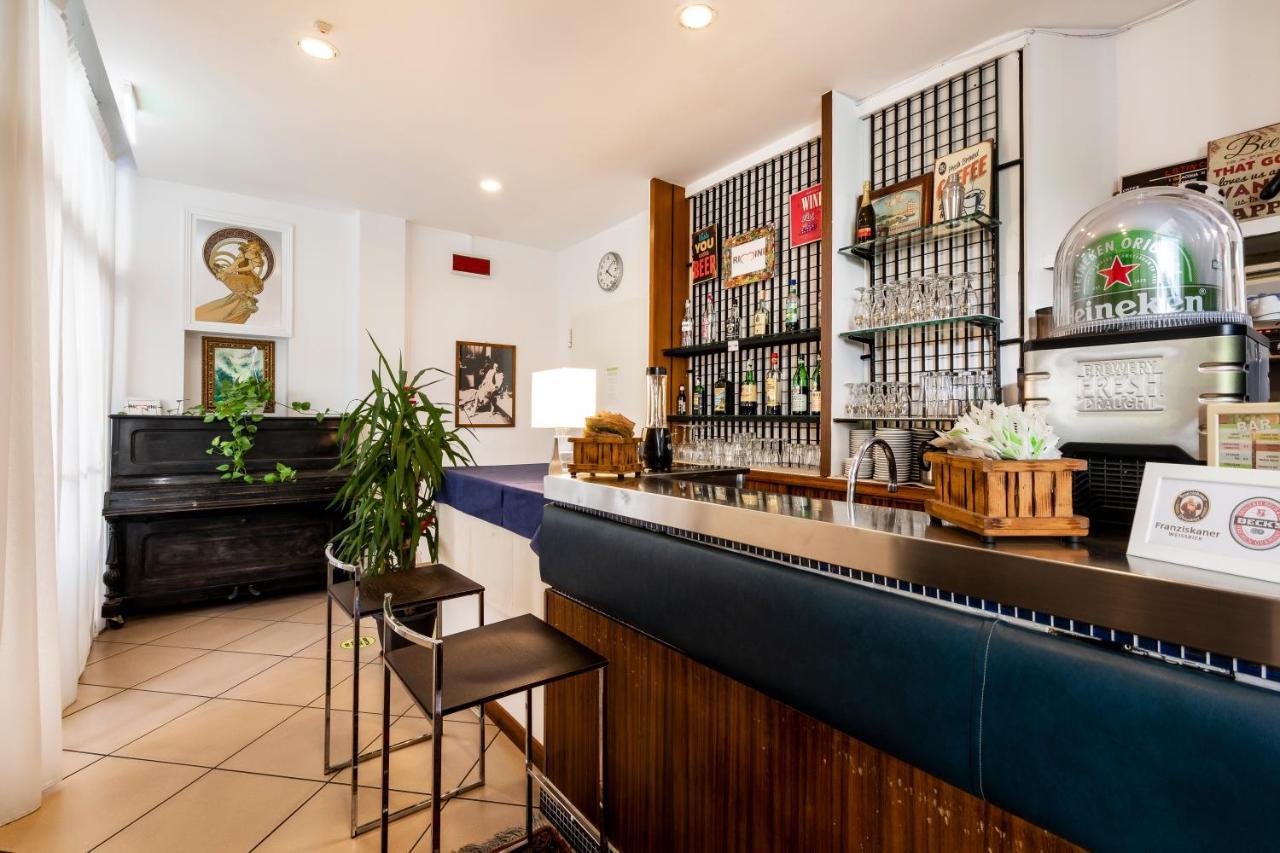 Hotel Ausonia B&B Ρίμινι Εξωτερικό φωτογραφία
